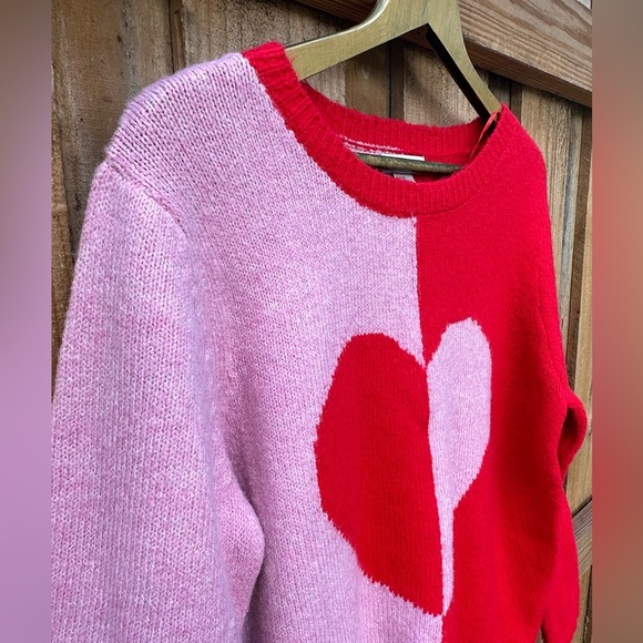Cupcakes & Cashmere Size XL Pink Red Heart Colorblock Pullover Sweater - Picture 2 of 5